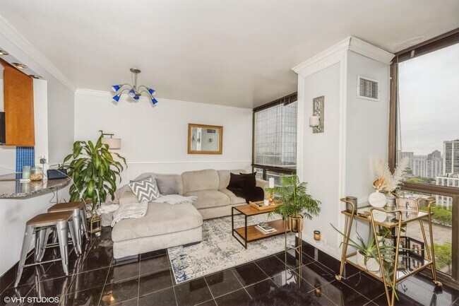 Foto del edificio - 4343 N Clarendon Ave