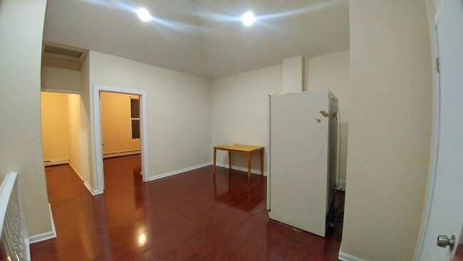 Foto del edificio - 23 Goodwin Pl