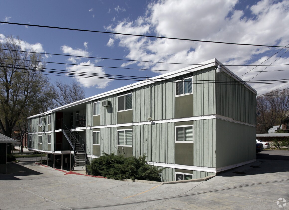 Primary Photo - Park Vu Apartments