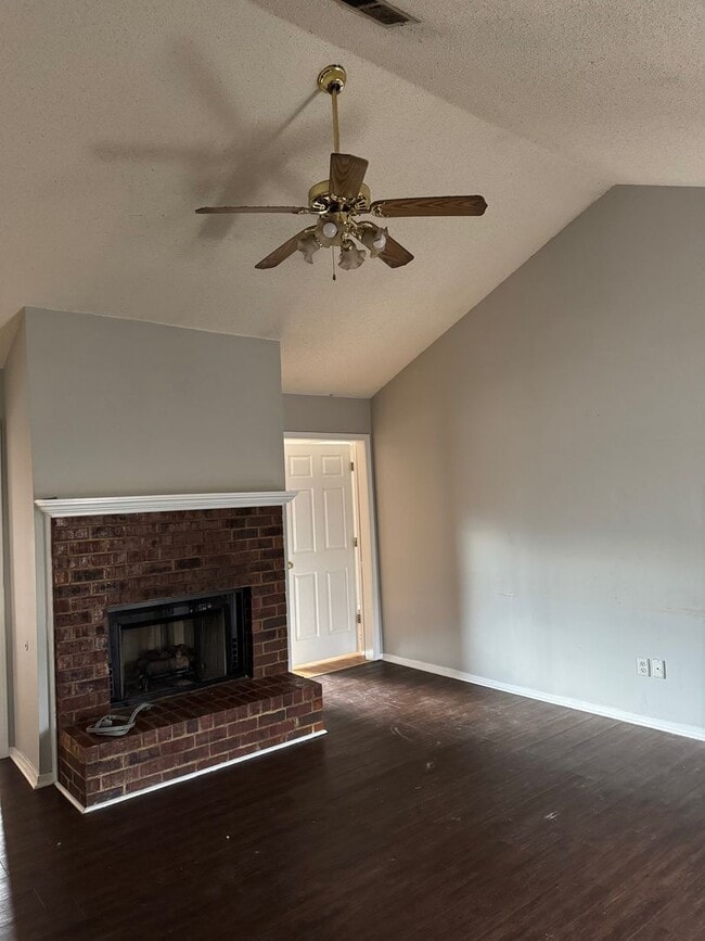 Building Photo - 113 Sweetgum Cove