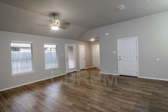 Foto del edificio - 6907 67th