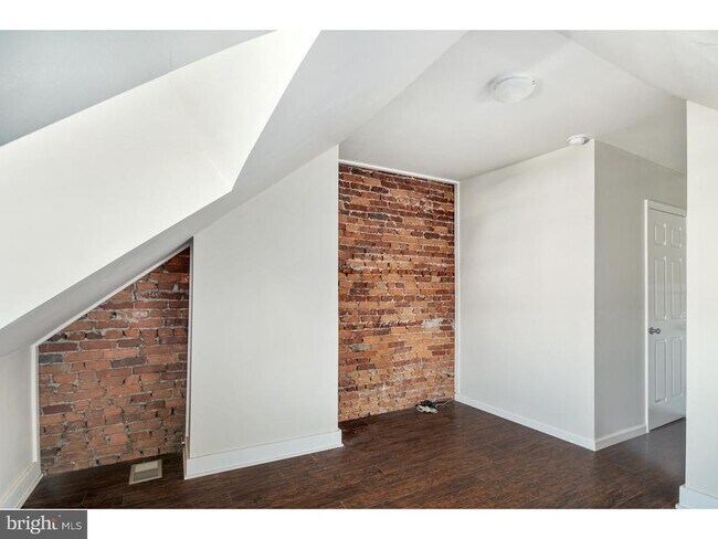 Foto del edificio - 4922 Cedar Ave