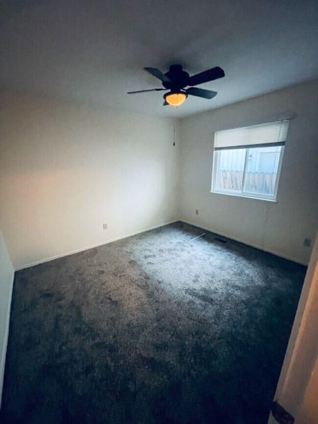 Foto del edificio - 4205 Perro Lane