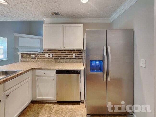 Foto del edificio - 129 Ilex Dr