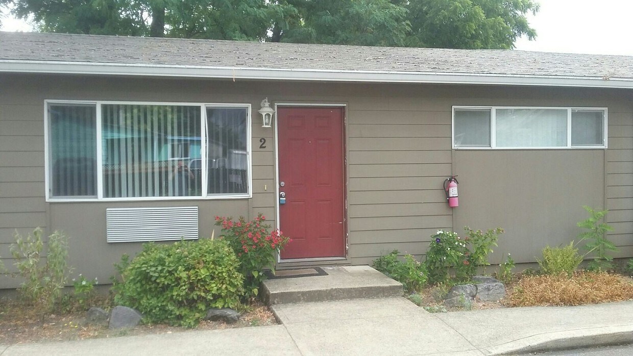 Foto principal - 7926 SE Johnson Creek Blvd