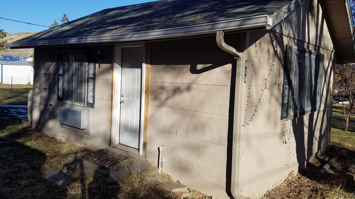 Foto principal - 418 3rd Ave N