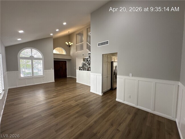 Foto del edificio - 293 Cameron Hill Ct