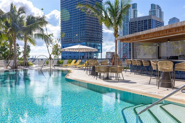 Building Photo - 159 NE 6th St