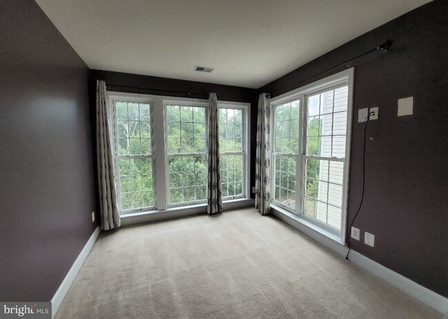 Building Photo - 2464 Terra Cotta Cir