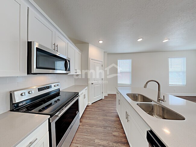 Foto del edificio - 6041 W Arranmore Dr