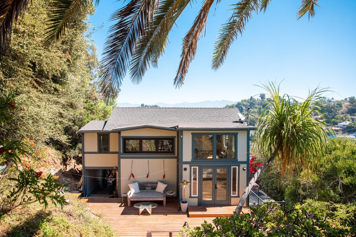 2305 Effie St, Los Angeles, CA 90026 House Rental in Los Angeles, CA