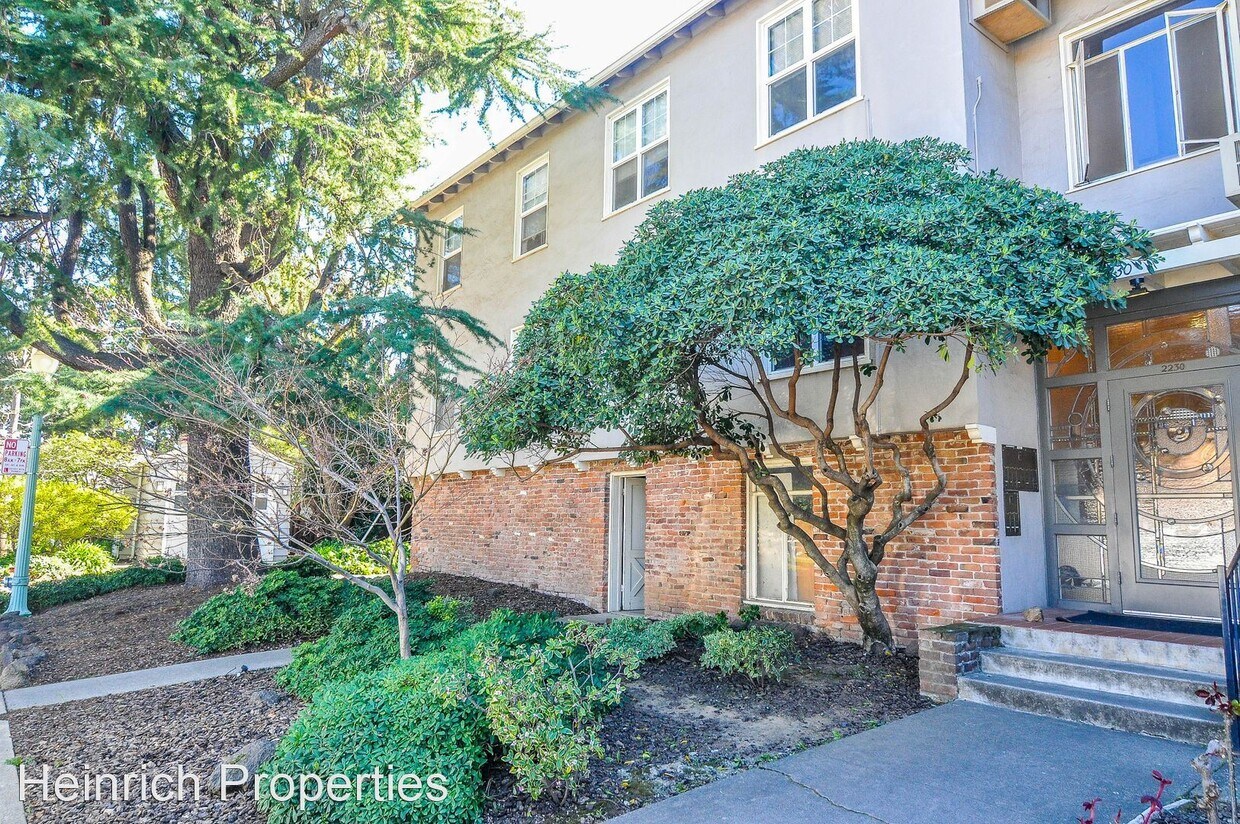 Foto principal - 2230 10th Ave