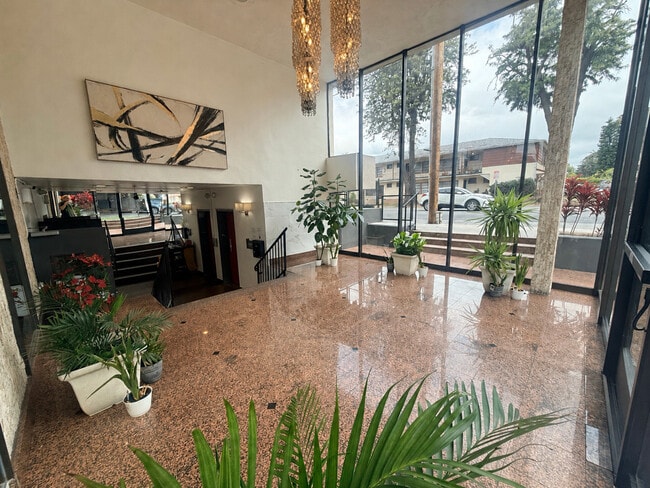 Lobby Entrance - St. Andrews Place Apartments