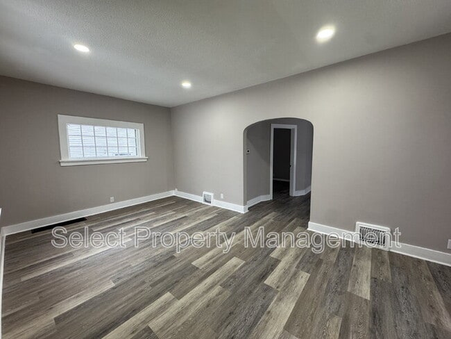 Foto del edificio - 3930 Webster St