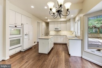 Building Photo - 114 Fordham Dr