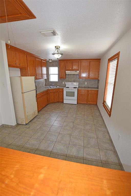 1015 Claxton St Unit A, Houston, TX 77087 Room for Rent in Houston