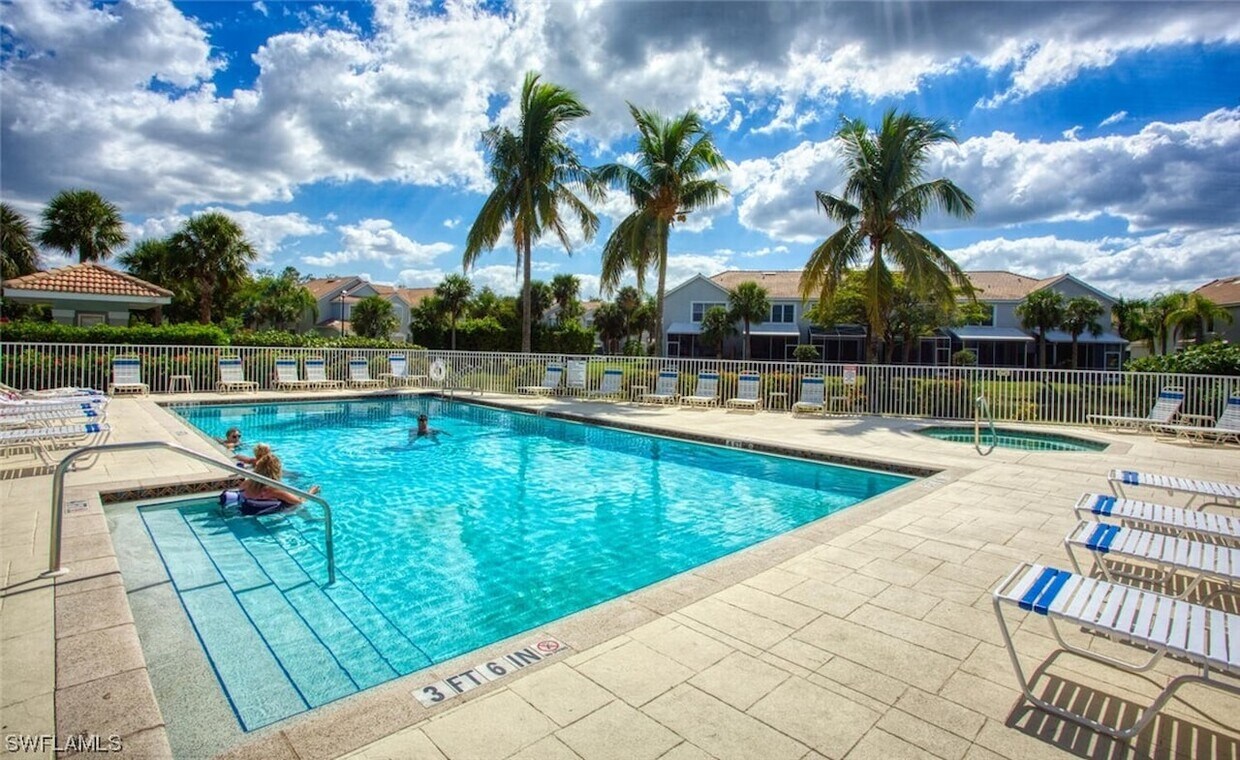 Foto principal - 8520 Village Edge Cir