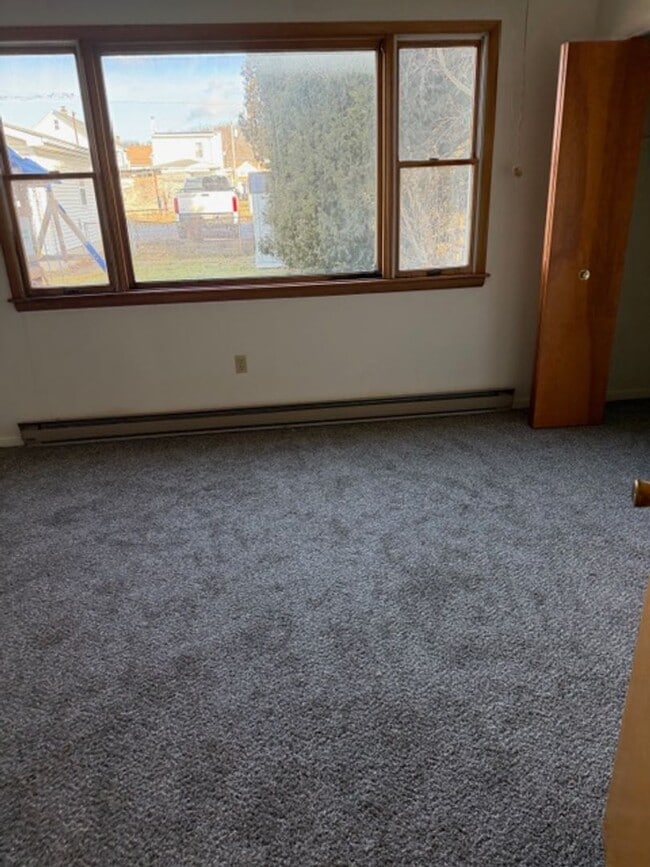 Building Photo - 1-bedroom in Hudson section of Plains