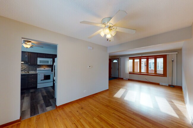 Building Photo - 509 Barnsdale Rd