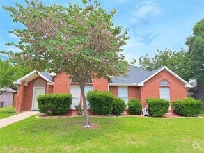 Building Photo - 8806 Pheasant Run Dr