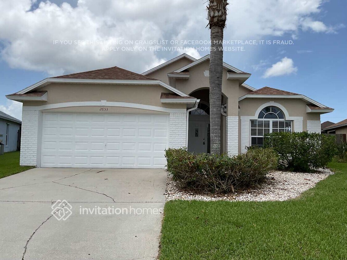 Foto principal - 2653 Vining St