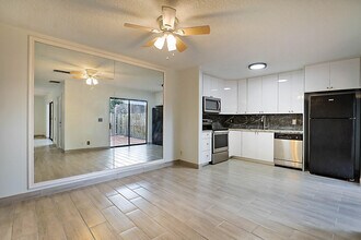 Building Photo - 253 Woodland Rd