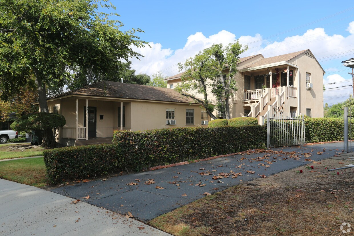 Foto principal - 1223 N Verdugo Rd
