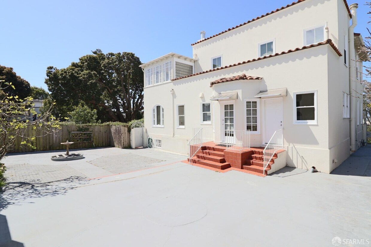 95 Junipero Serra Blvd, San Francisco, CA 94127 House Rental in