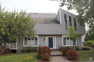 Building Photo - 6 Leeway Dr