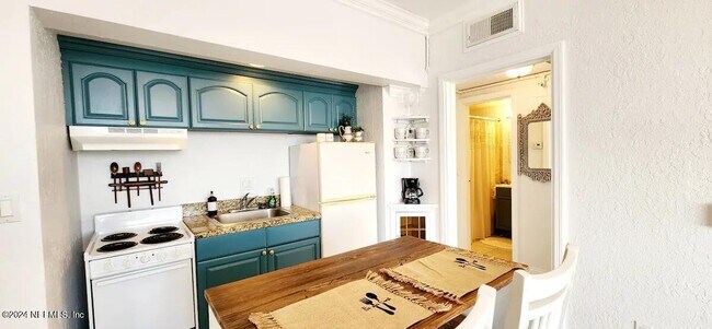 Foto del edificio - 311 W Ashley St