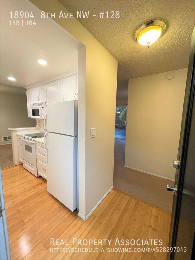Building Photo - Condo in Shoreline - Richmond Beach