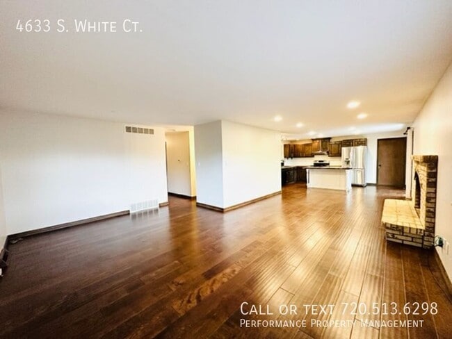 Foto del edificio - 4633 S White Ct