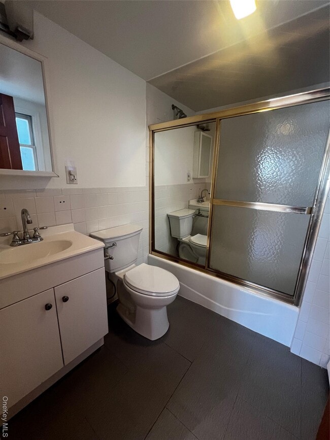 Building Photo - 210 Bay Shore Rd