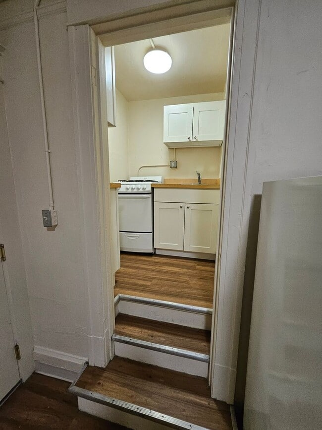 Interior Photo - Hudson House