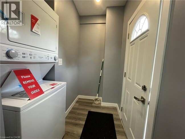 Building Photo - 49 Madison Ave N