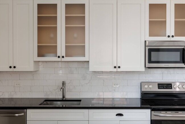 Building Photo - Soho Lofts