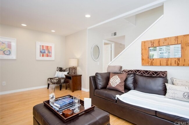 Building Photo - 8 Seascape Dr