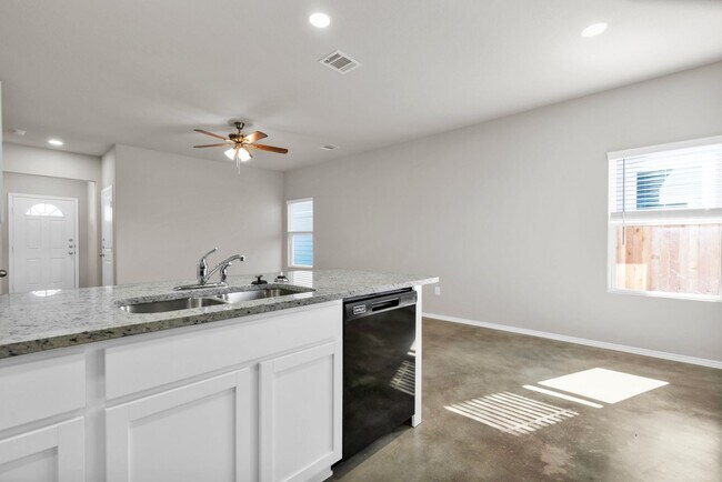 Foto del edificio - 9426 Apple Ridge Ln