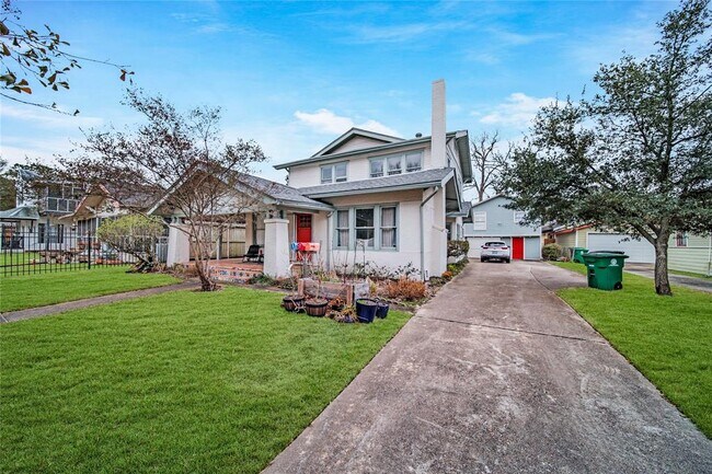 Building Photo - 4614 Park Dr