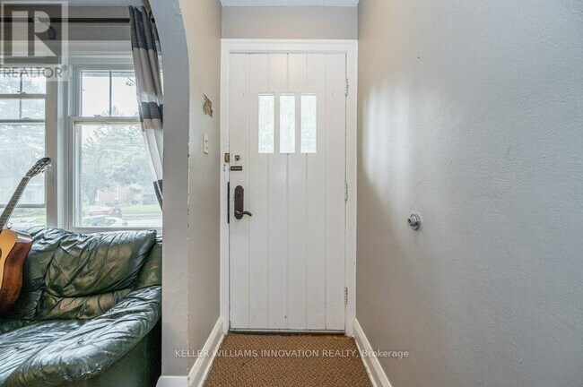 Building Photo - 52 Avondale Ave. S