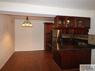 Foto del edificio - 13 Foxtail Ln