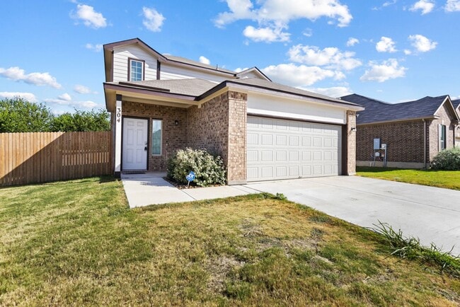 Foto del edificio - Charming Home Awaits: Spacious & Modern Li...