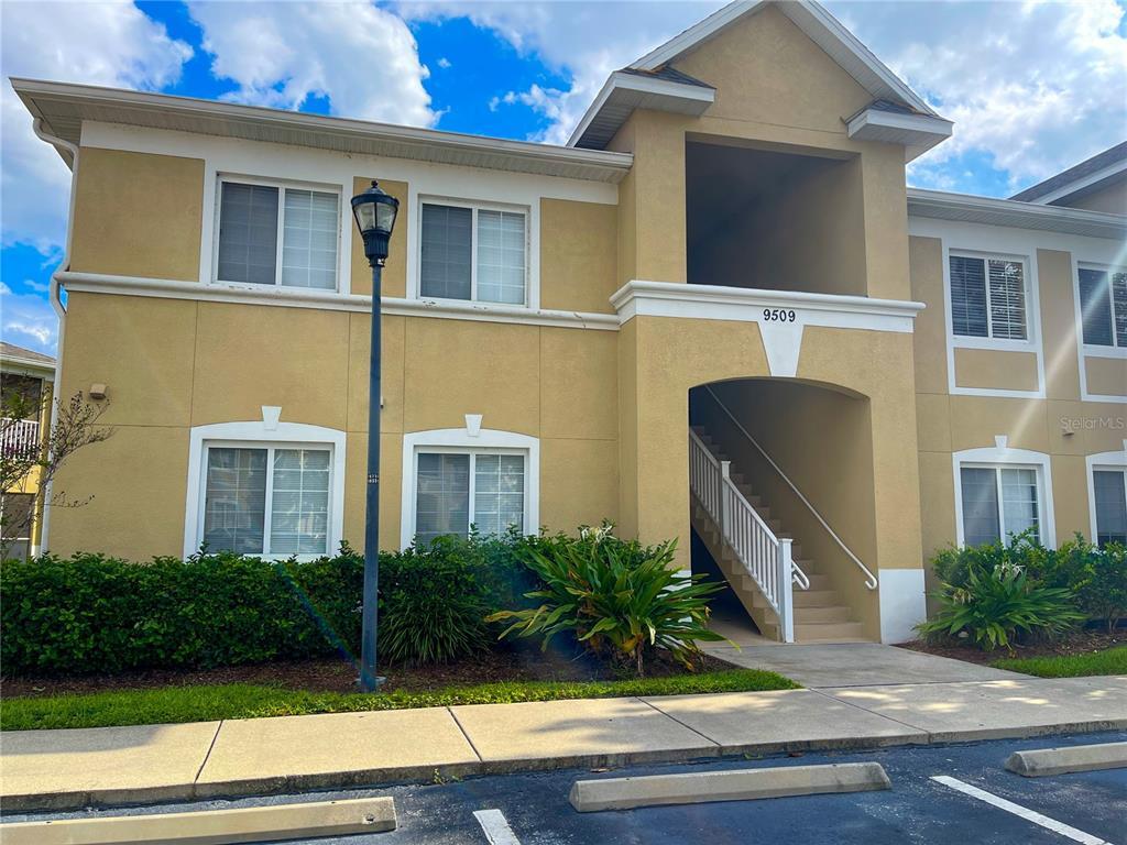 9509 Newdale Way Unit 202, Riverview, FL 33578 Condo for Rent in