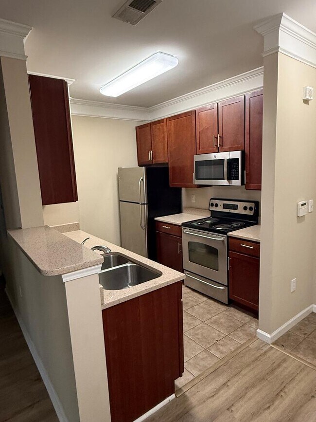 Foto del edificio - 1755 Central Park Rd