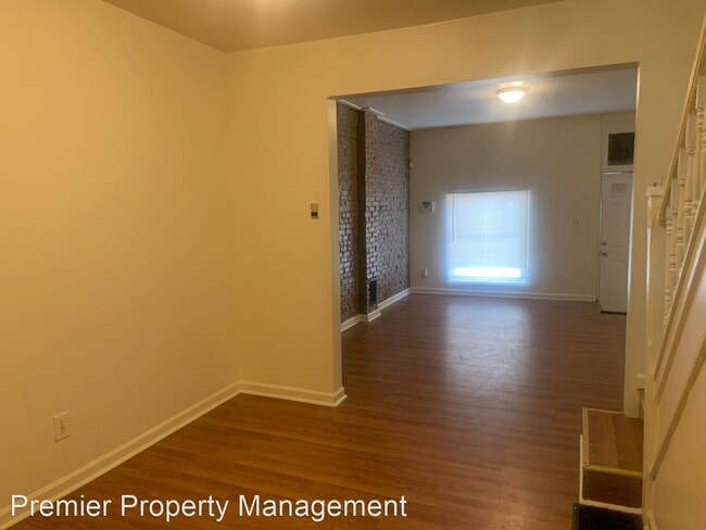 Building Photo - 3 br, 1 bath House - 2727 E. Madison Street
