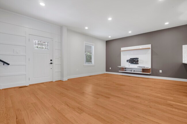 Foto del edificio - 2718 17th St NE