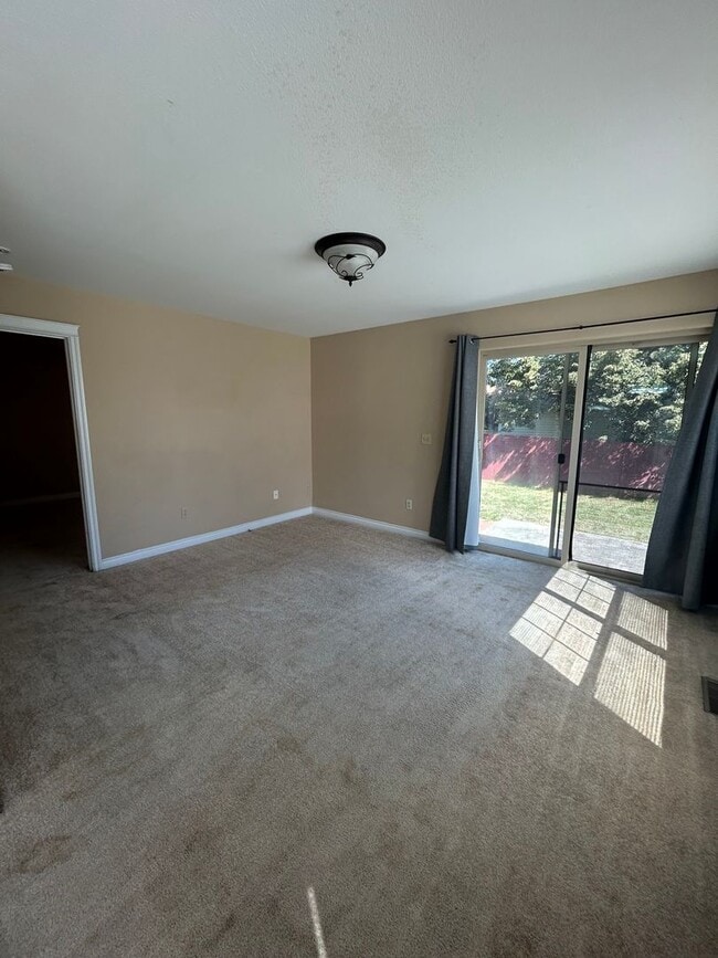 Foto del edificio - Columbia Falls 3 Bedroom Townhome!