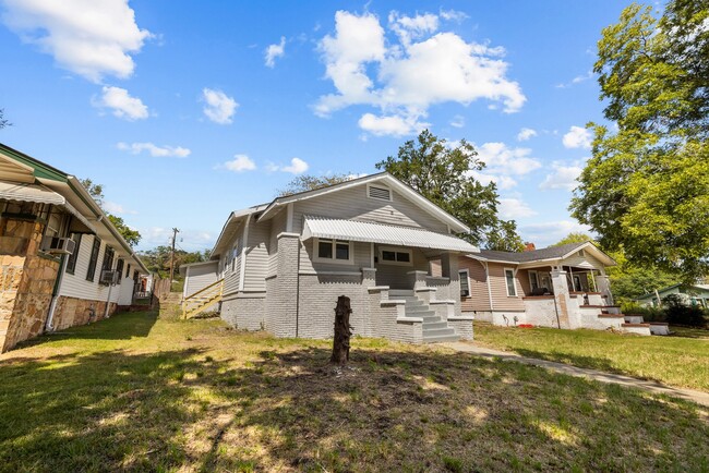 Building Photo - 1520 34th Ave N