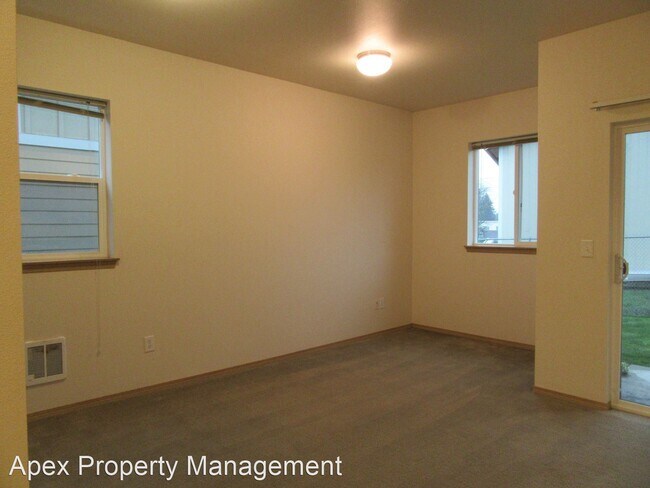 Foto del edificio - 2823-2835 W Maplewood Ave