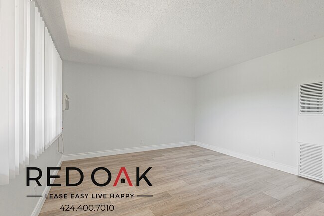 Foto del edificio - Outstanding One Bedroom with Stainless Ste...
